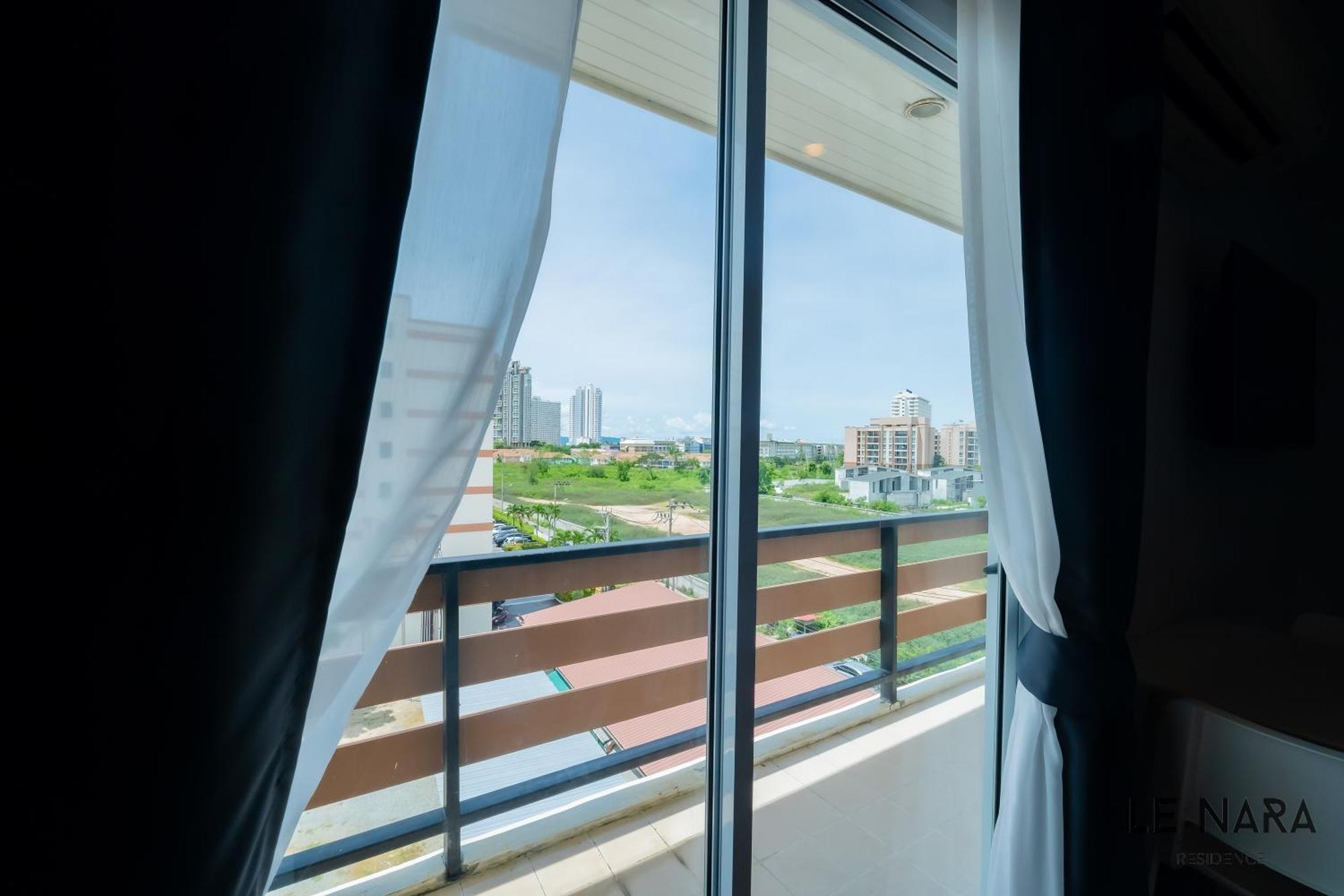 Le Nara Residence Pantai Jomtien Luaran gambar