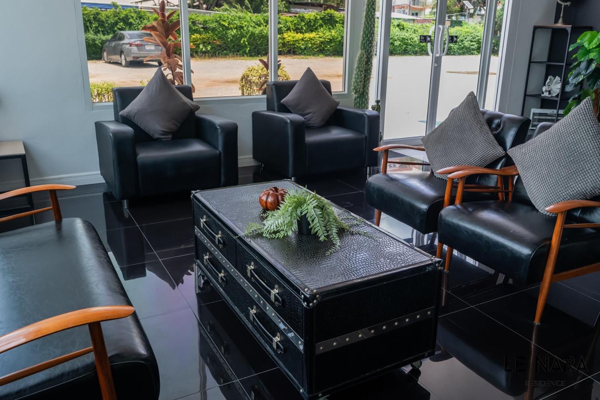 Le Nara Residence Pantai Jomtien Luaran gambar