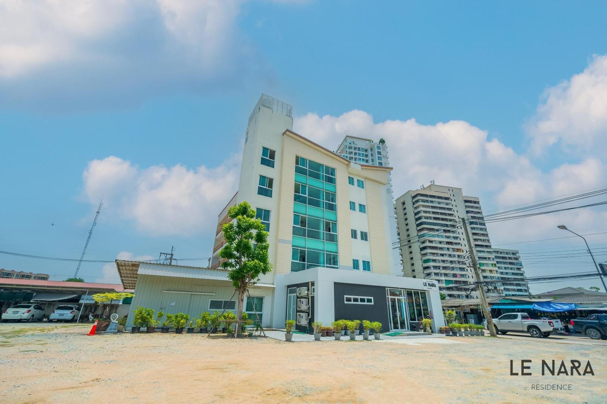 Le Nara Residence Pantai Jomtien Luaran gambar